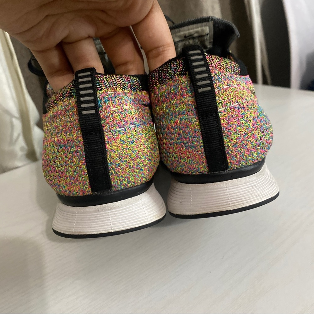 Nike Flyknit Racer - Picture 4 of 5